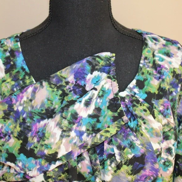 Sag Harbor Women's Floral Blouse, 3/4 Sleeve - Picture 6 of 6